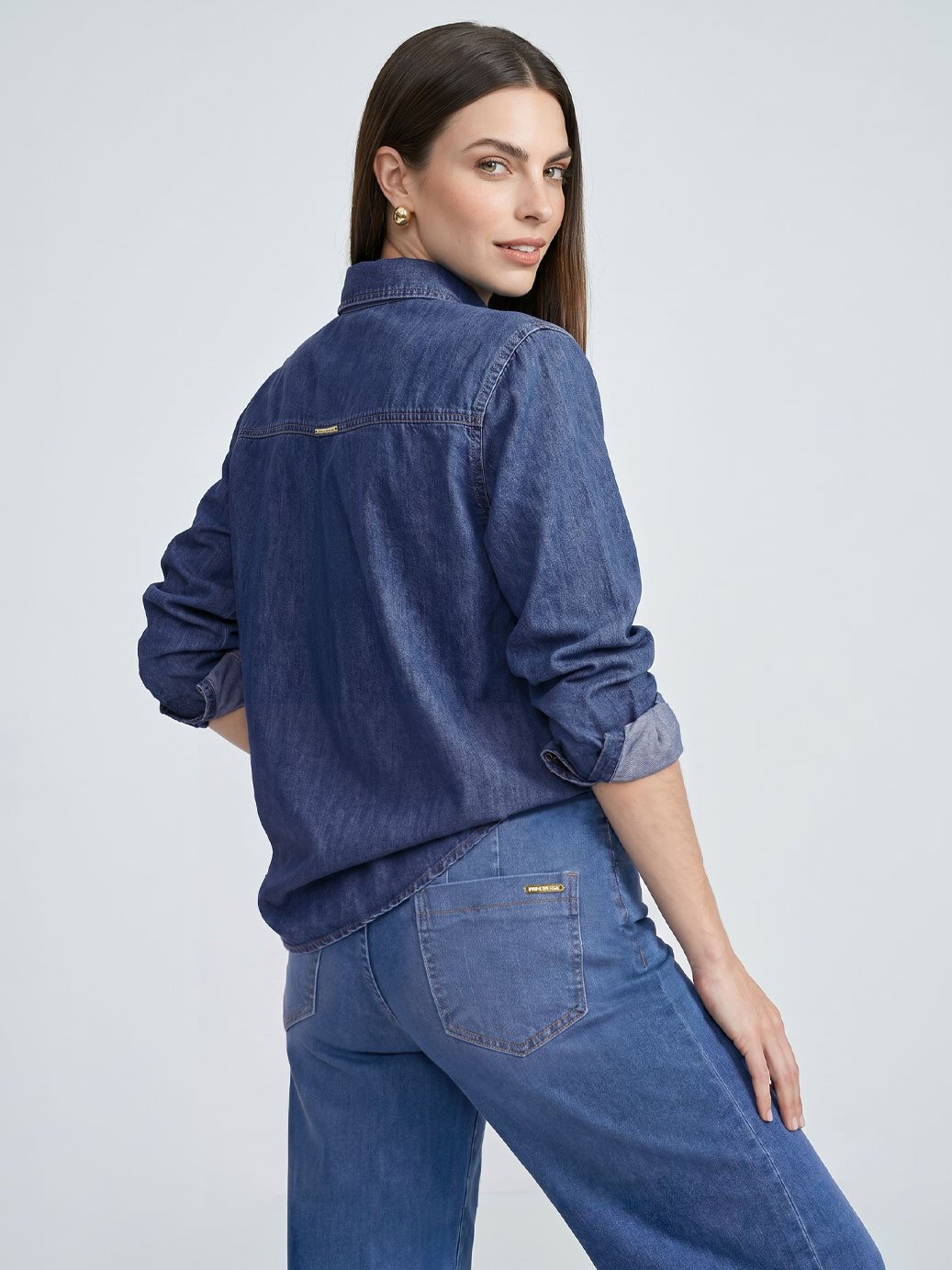 19200623 calca jeans pantalona naline 10202341 camisa jeans alany 4
