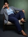 blazer plus size cinza brunelli camisa plus size azul claro mila