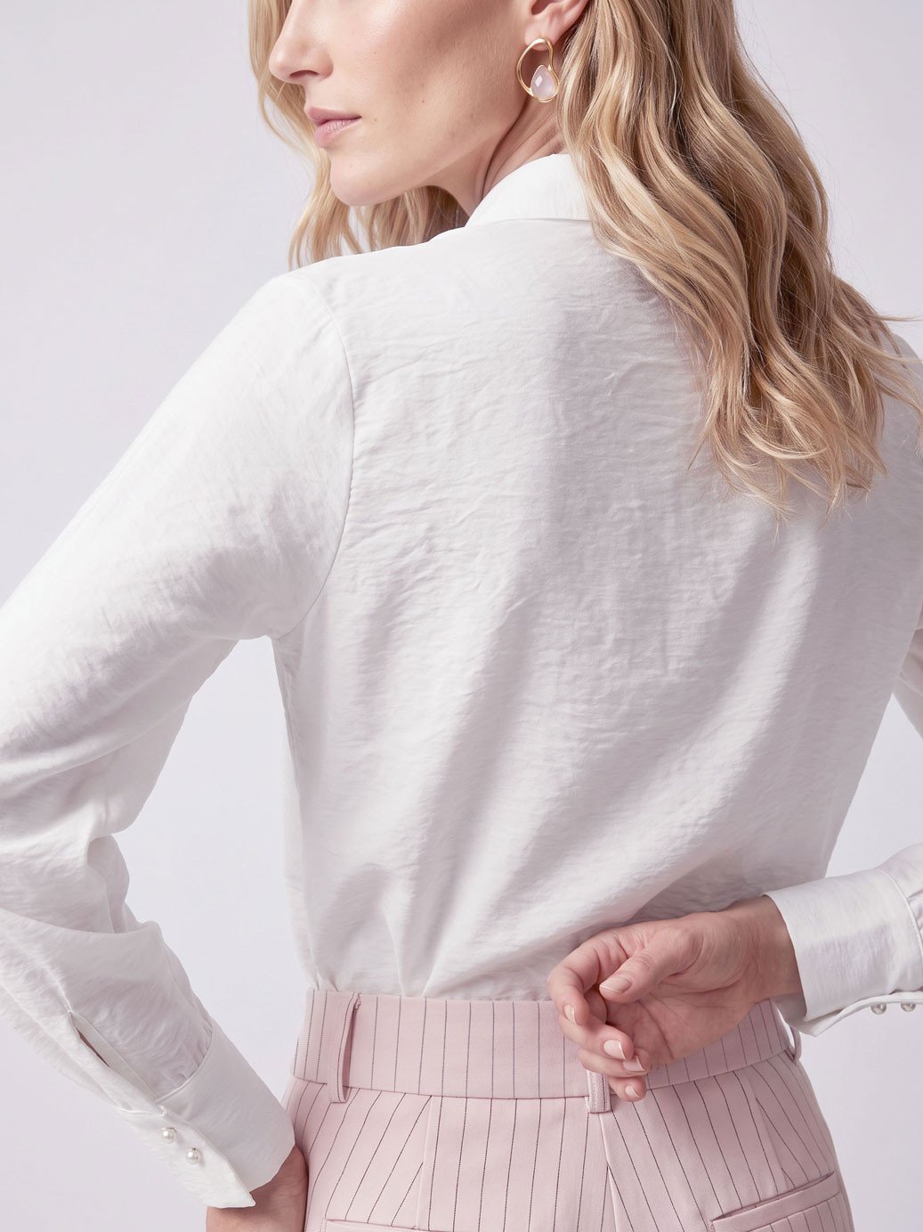 10202337 blusa alfaiataria manga longa off white elena 1 1