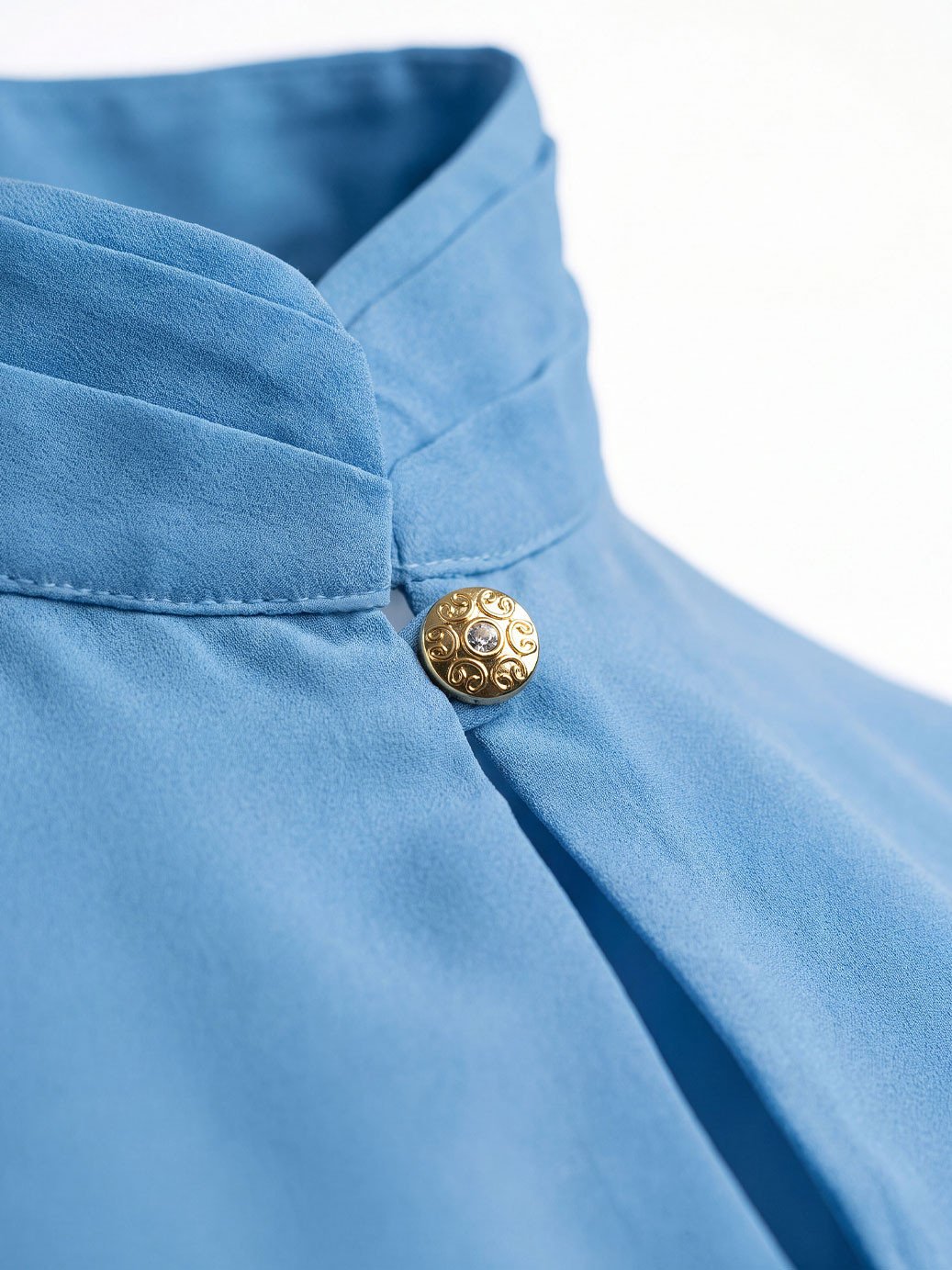 10501769 blusa com gola estruturada azul claro cauane 4