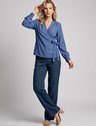 10501774 blusa com transpasse e amarracao esmerine 19200614 calca reta de alfaiataria marinho celestine 2 1