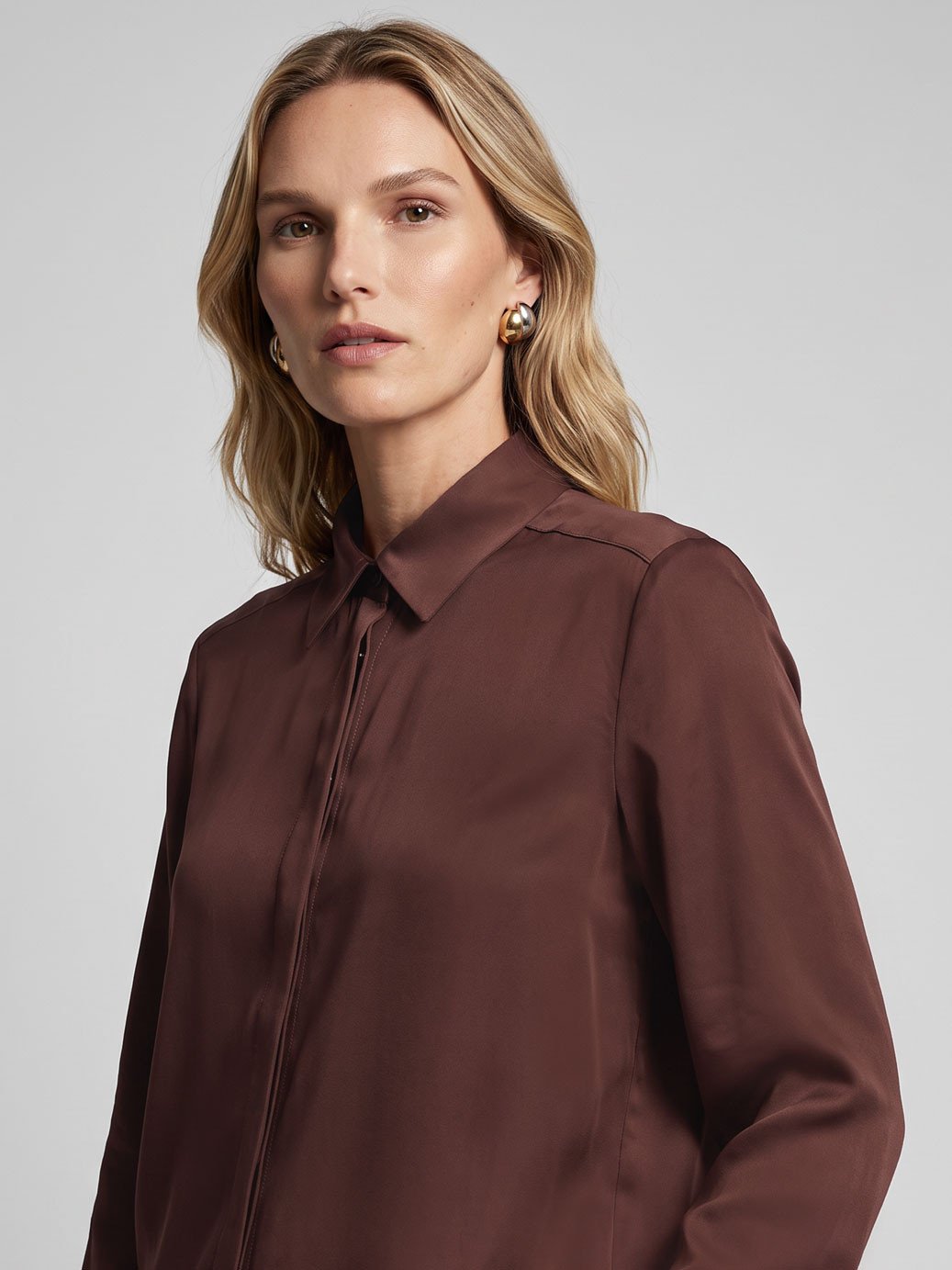 10202363 camisa manga longa marrom malika 1