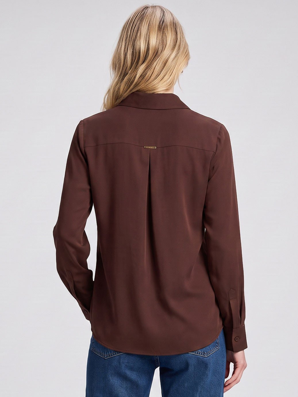 10202363 camisa manga longa marrom malika 19200431 calca jeans sabrina 3