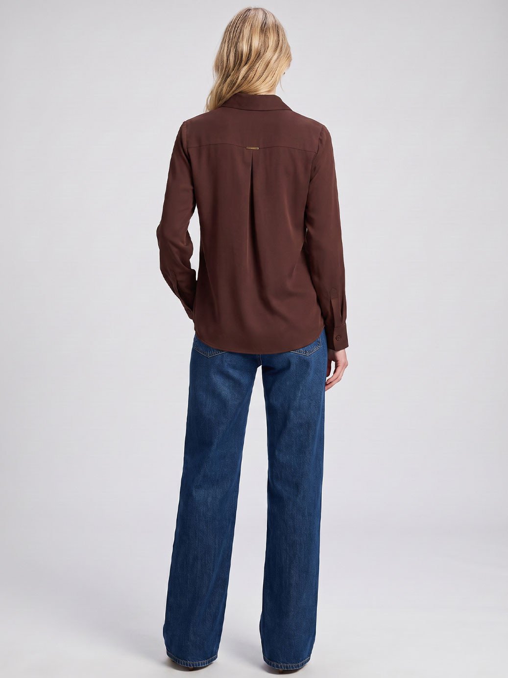 10202363 camisa manga longa marrom malika 19200431 calca jeans sabrina 3 1