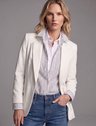 10202233 camisa comfy de algodao listrado tiany 19200431 calca jeans sabrina 11400016 blazer juliete 10200946 camisa roberta