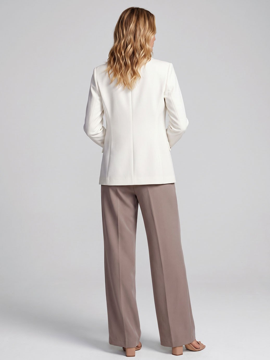 11400016 blazer off white juliete 19200381 calca wide leg de alfaiataria angelica1