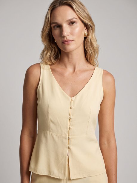 Blusa sem Manga em Viscose Amarelo Manteiga Jaciara