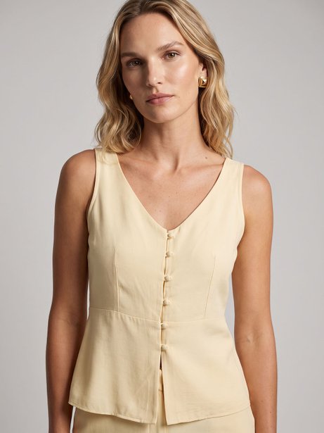 Blusa sem Manga em Viscose Amarelo Manteiga Jaciara