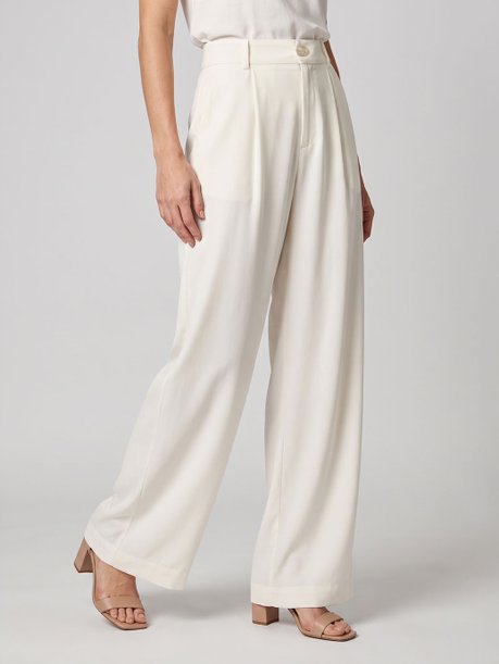 Calça de Alfaiataria Pantalona com Pregas Off White Milana