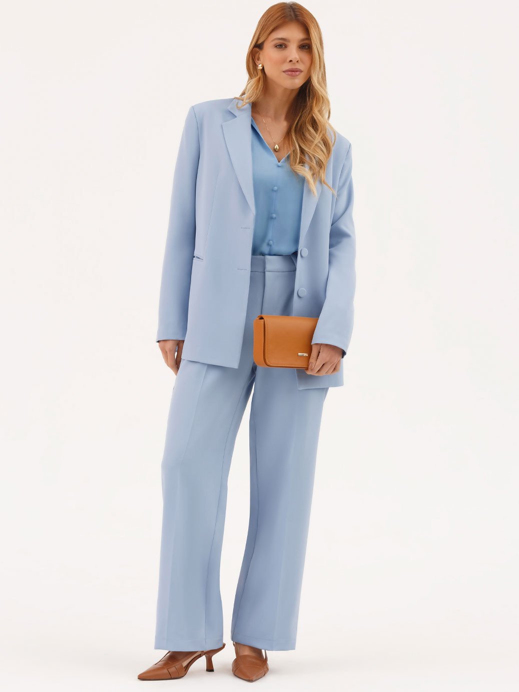 11400306 blazer alfaiataria feminina azul jianna 19200560 calca alfaiataria feminina azul clarice 10202319 blusa com gola azul lari 2