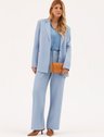 11400306 blazer alfaiataria feminina azul jianna 19200560 calca alfaiataria feminina azul clarice 10202319 blusa com gola azul lari 2