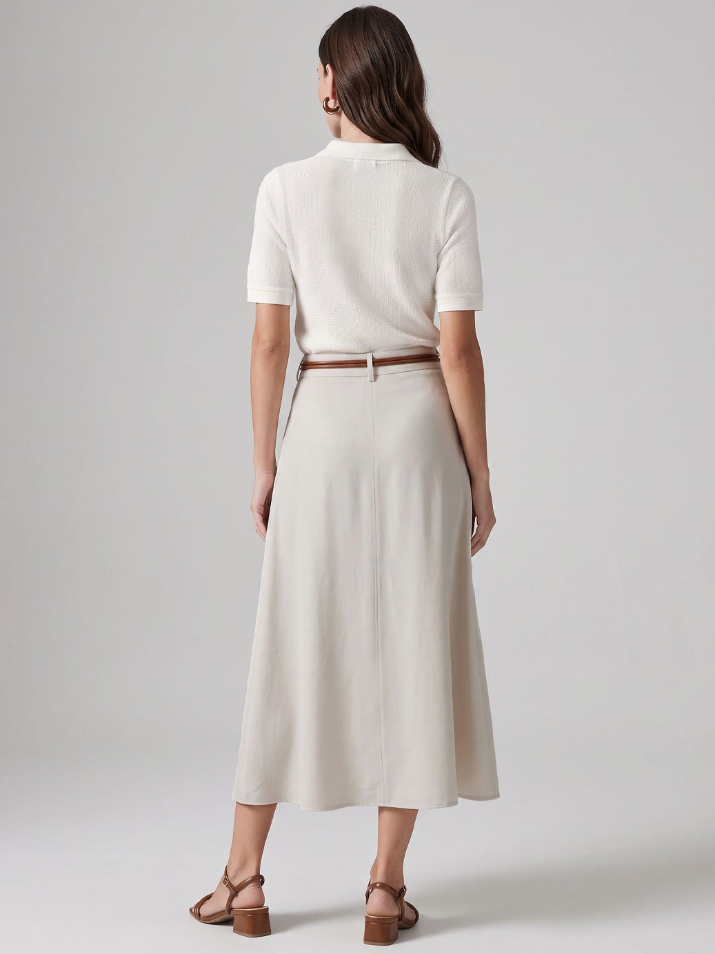 10501717 blusa polo malha off white talira 11000406 saia alfaiataria maxi sarja areia gislayne 1 1