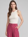 19200644 calca wide leg alfaiataria terracota catarine 10800372 regata malha canelada off white estefani 2