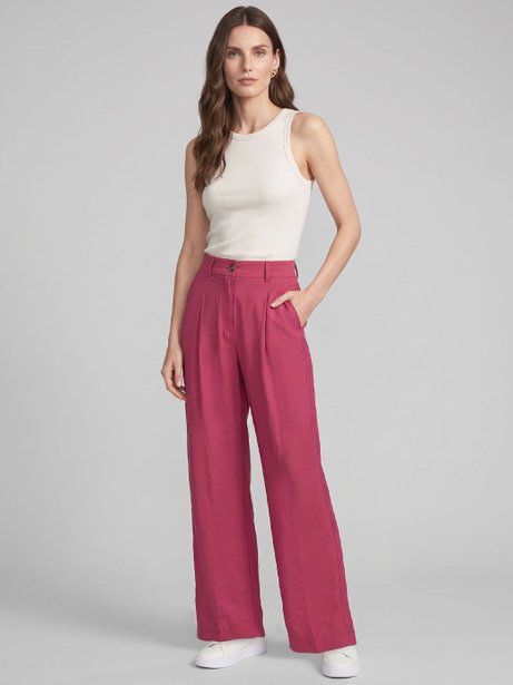 Calça Wide Leg Alfaiataria com Pregas Terracota Catarine