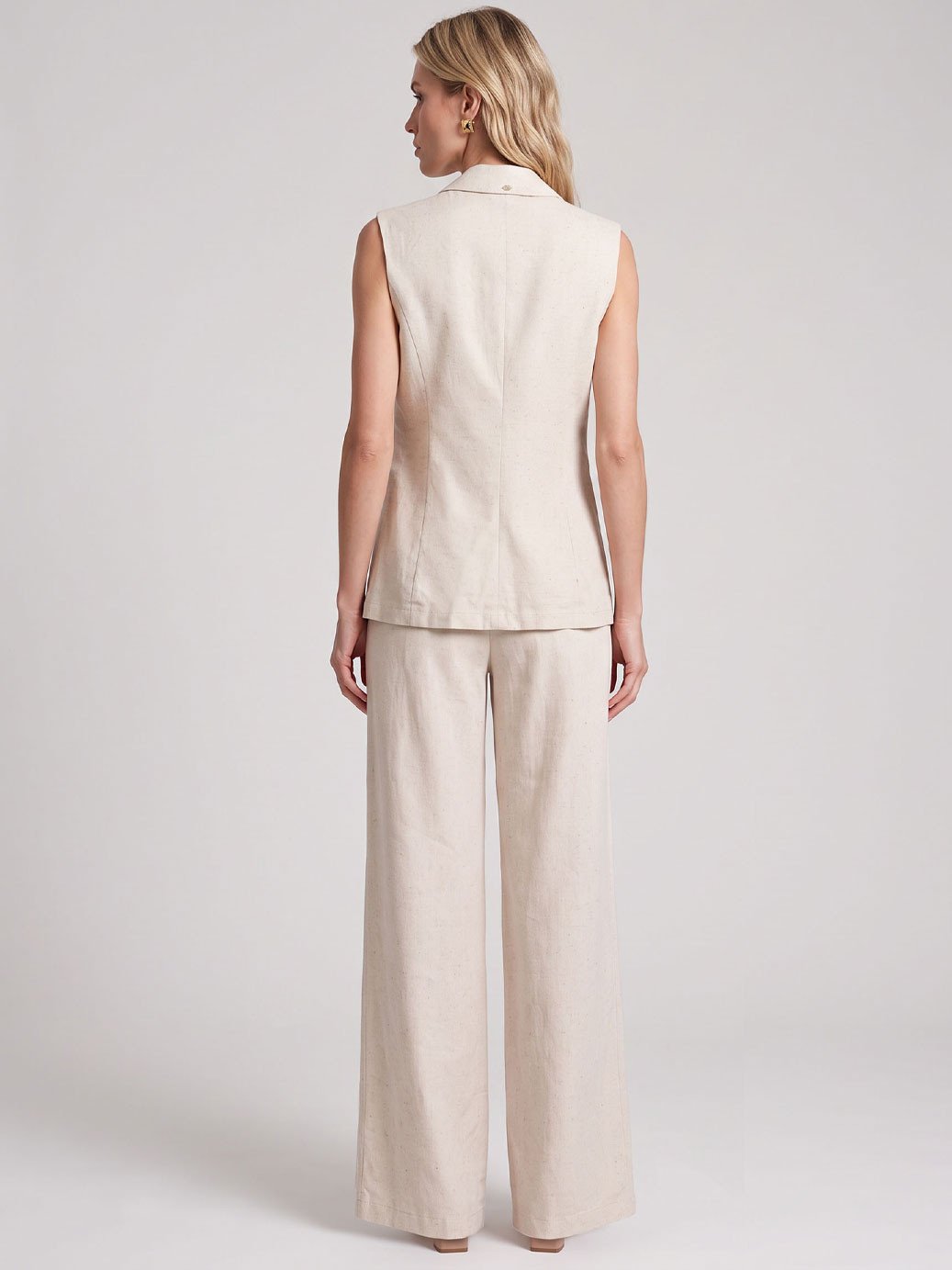 19200645 calca pantalona linho natural iselle 11400349 colete de alfaiataria linho nivy 1 3