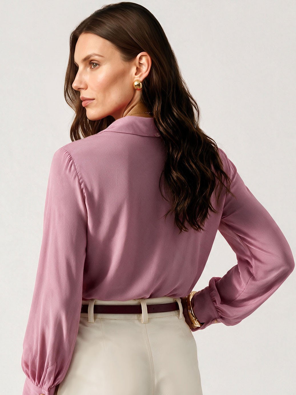 10202311 camisa manga longa regular em crepe rosa antigo ines 5
